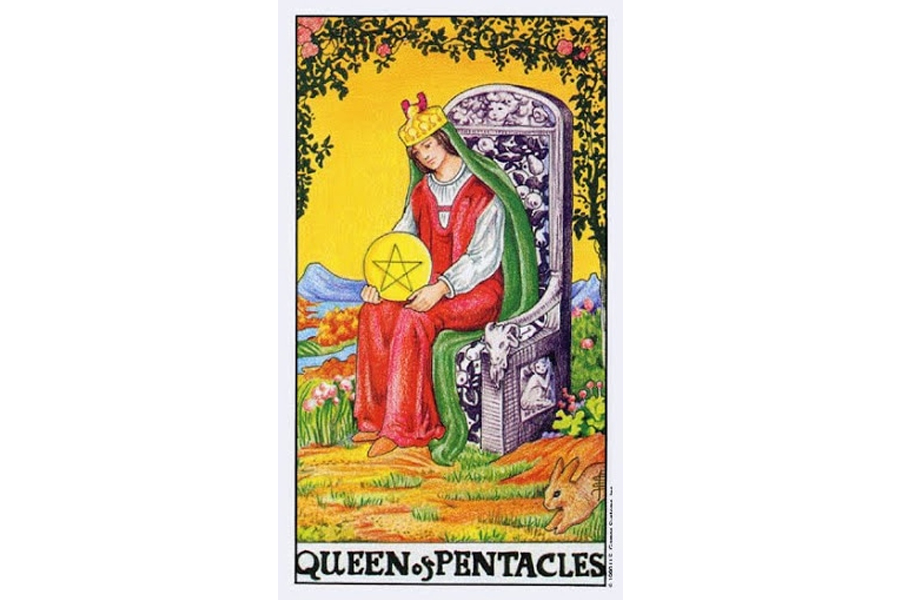 Queen of Pentacles là gì? Ý nghĩa của lá bài Queen of Pentacles trong Tarot