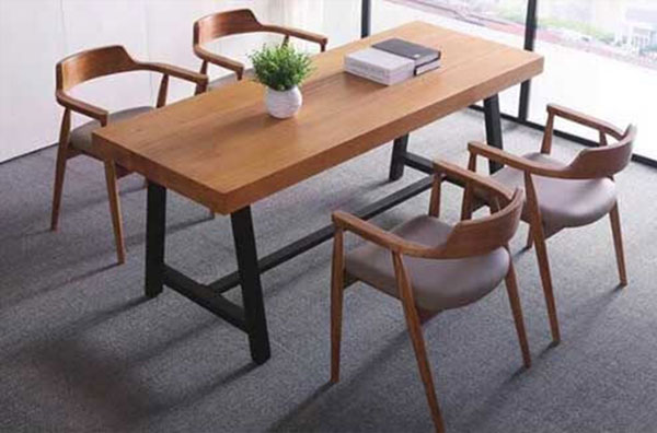50 Mẫu bàn ghế cafe đẹp nhất hiện nay 13 Bộ bàn ghế cafe gỗ dành cho quán cafe