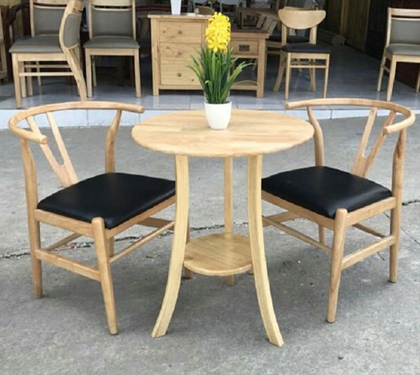 50 Mẫu bàn ghế cafe đẹp nhất hiện nay 11 Bộ bàn ghế cafe gỗ kết hợp nệm giúp ngồi êm ái