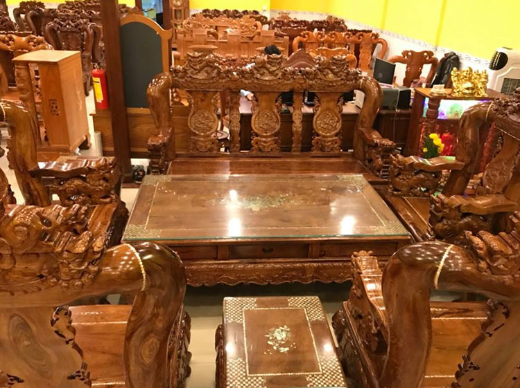 20+ Mẫu bàn ghế gỗ cẩm lai đẹp nhất 4 Bộ bàn ghế gỗ Cẩm Lai chạm kỳ lân