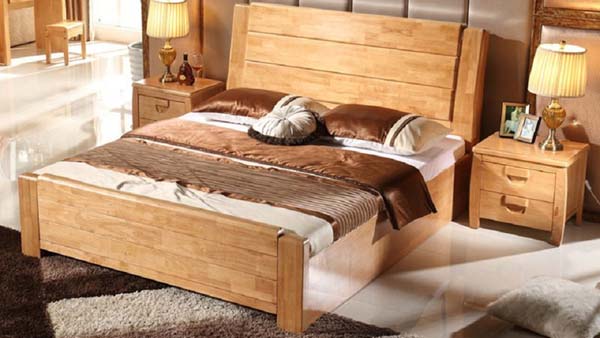 Top 12 mẫu giường gỗ đẹp nhất 2021 2 Giường gỗ sồi tạo cảm giác thoáng đãng cho phòng ngủ