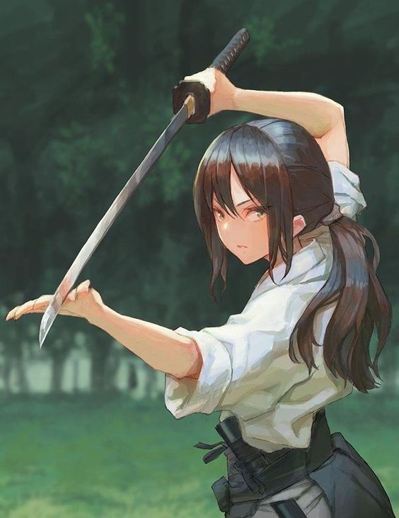 Nhân vật anime nữ tuyệt vời cầm kiếm