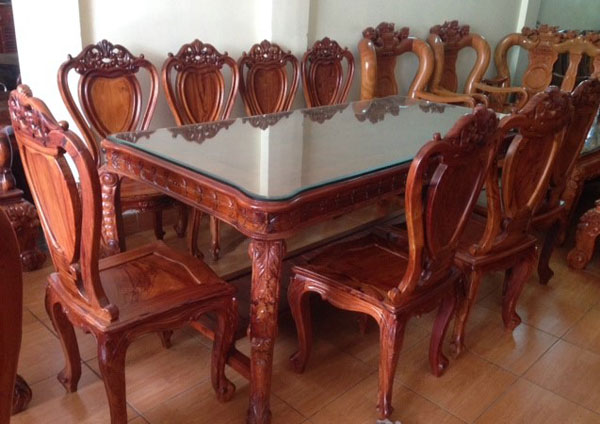 Bộ bàn ăn hoa lá tây 11 món làm bằng gỗ cẩm lai