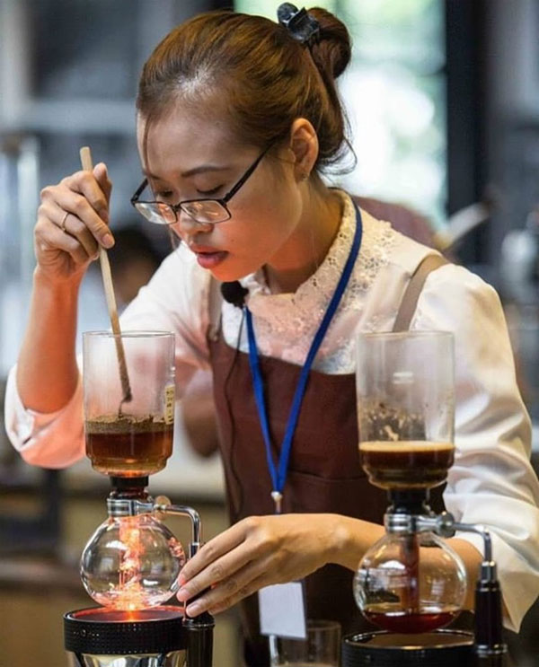 Cách pha cafe bàng bình Syphon Hario 3 cup