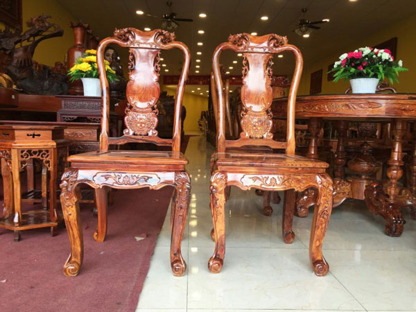 [TOP 15+] Mẫu bộ bàn ăn gỗ Cẩm Lai đẹp và chất lượng nhất hiện nay 12