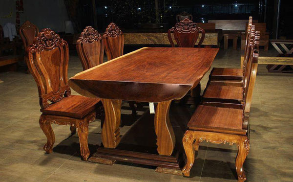 Bộ bàn ăn gỗ cẩm lai nguyên khối cao cấp