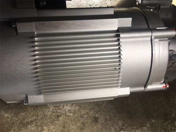 Bộ motor vận hành mạnh mẽ 