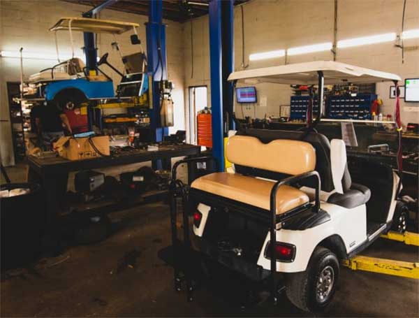 <strong>Dịch vụ sửa xe điện sân Golf uy tín chất lượng giá rẻ nhất 2022</strong> 4 Dịch vụ sửa xe điện sân Golf của Phúc Thành