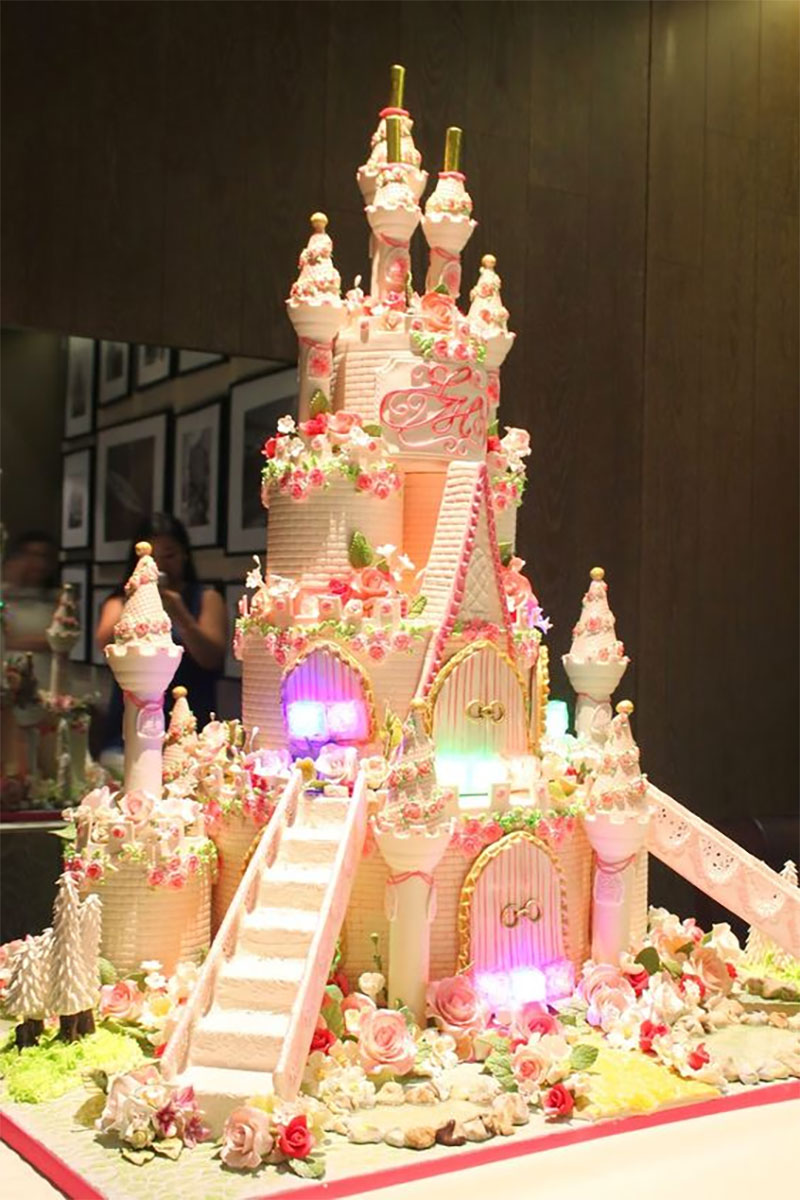 Hình ảnh bánh sinh nhật đẹp cho cô nàng lãng mạn