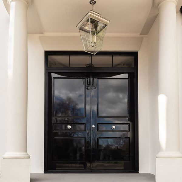 Đặc điểm của cửa gỗ tân cổ điển