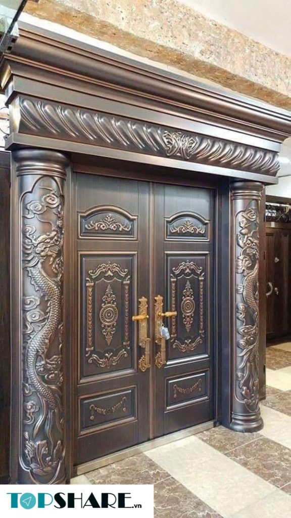 Cửa gỗ 2 cánh biệt thự chạm khắc