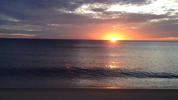 Hình nền chill mặt nước yên bình