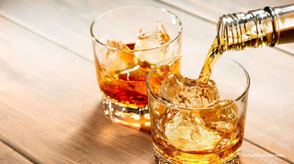 Kết hợp đá và rượu: Trọn vẹn cảm hứng từ hương vị đến phong cách sống 2