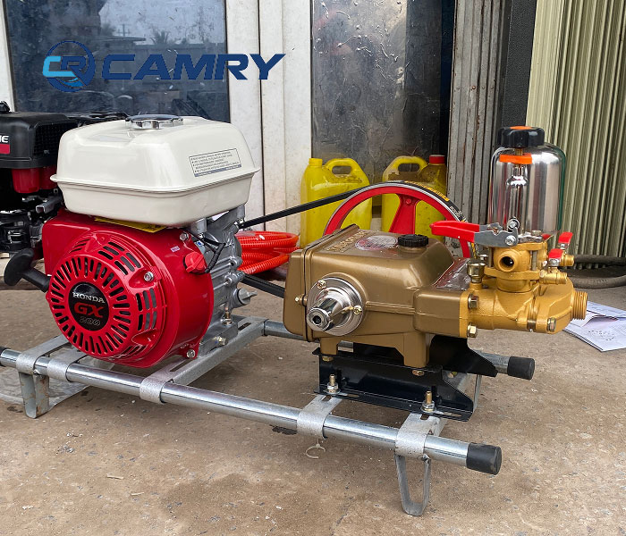Máy rửa xe dây đai tốt nhất hiện nay? Tư vấn lựa chọn theo nhu cầu sử dụng 12 Máy rửa xe đầu nổ chạy xăng không phụ thuộc nguồn điện